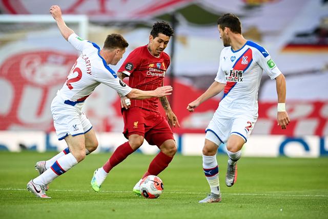 萨哈：曼联需要能在逆境中进球的前锋